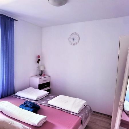 Apartment Chloe Трогир Экстерьер фото