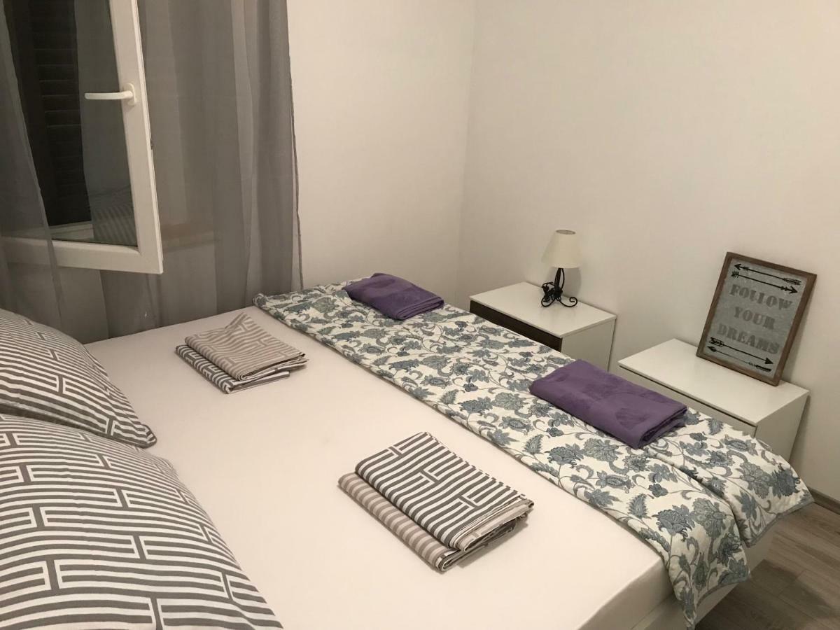 Apartment Chloe Трогир Экстерьер фото